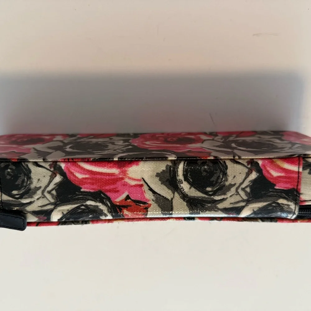 Brighton Floral Heart jewelry travel case in Black, Cream & Pink - Picture 4 of 9
